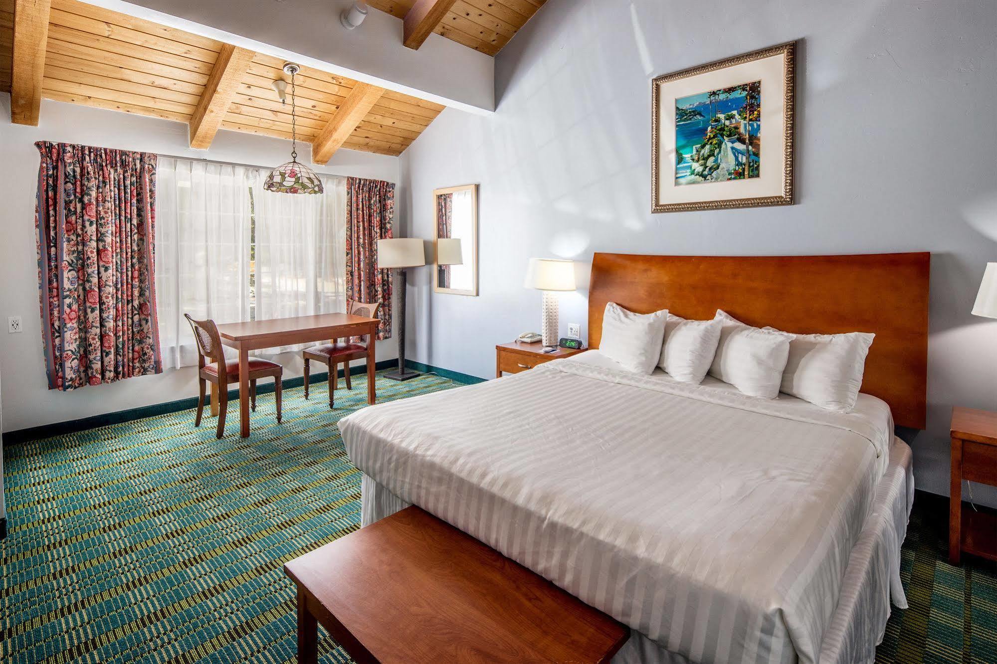 Butterfly Grove Inn Πασίφικ Γκρόουβ Εξωτερικό φωτογραφία