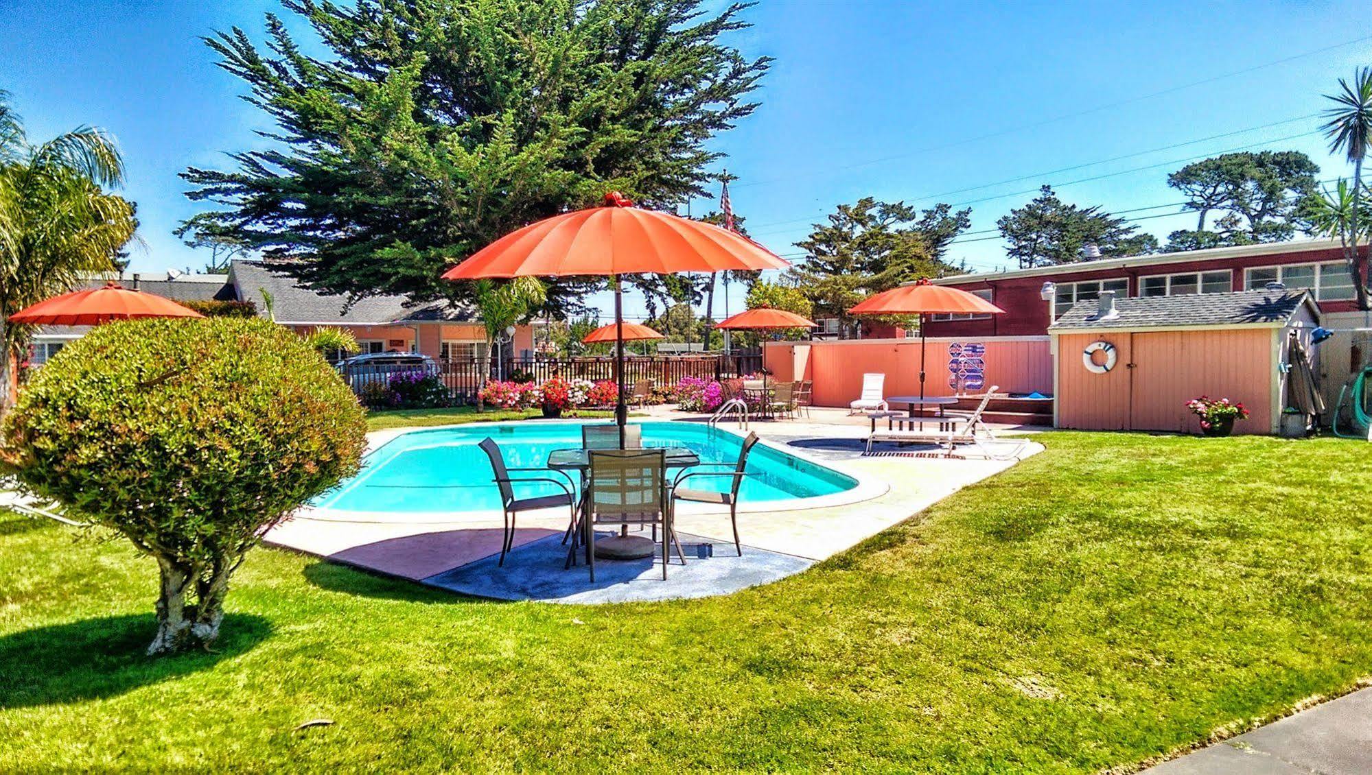 Butterfly Grove Inn Πασίφικ Γκρόουβ Εξωτερικό φωτογραφία